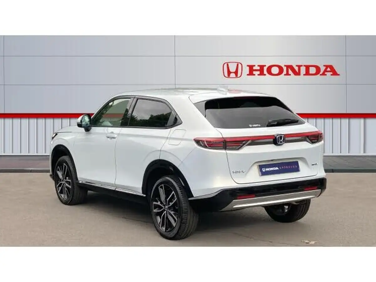 2025-honda-hr-v-15-i-mmd-advance-big-2