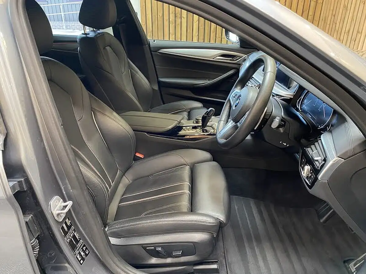 2017-bmw-5-series-20td-520d-m-sport-xdrive-saloon-4d-big-39