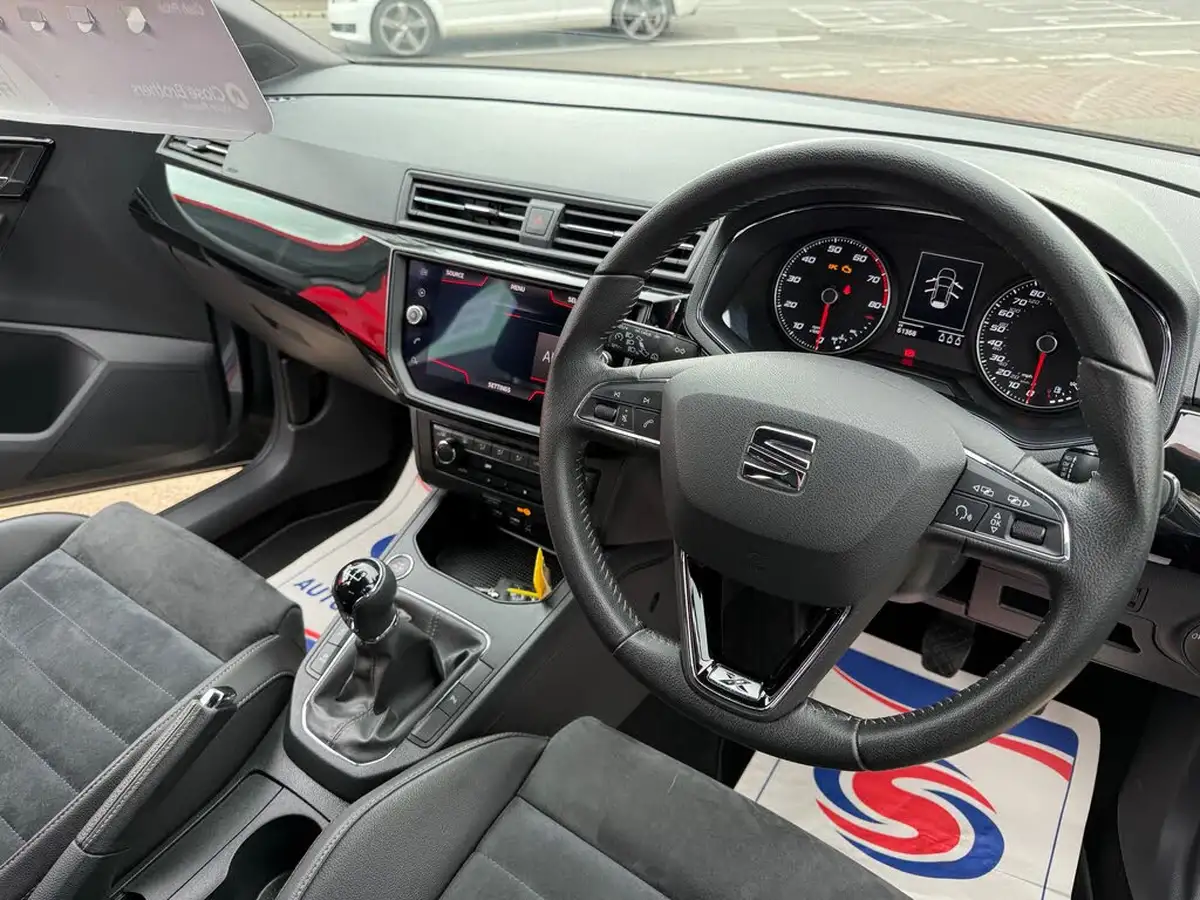2017-seat-ibiza-10-tsi-xcellence-big-9