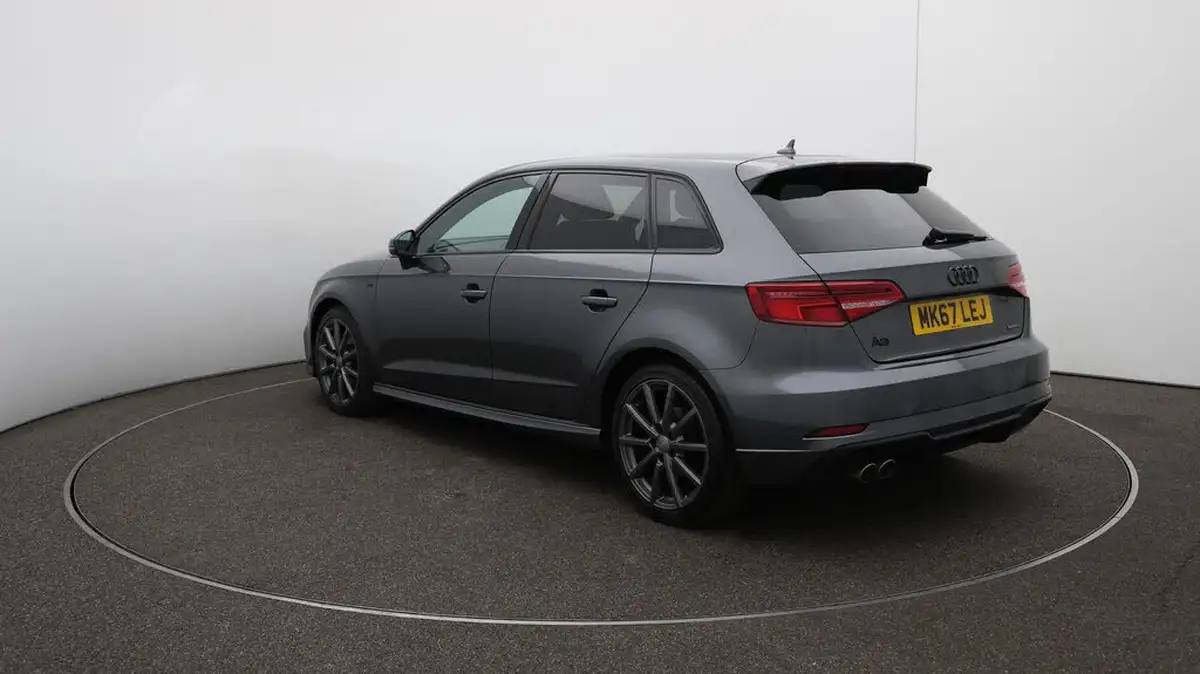2017-audi-a3-20-tdi-quattro-black-edition-184ps-sportback-5d-s-tronic-big-64