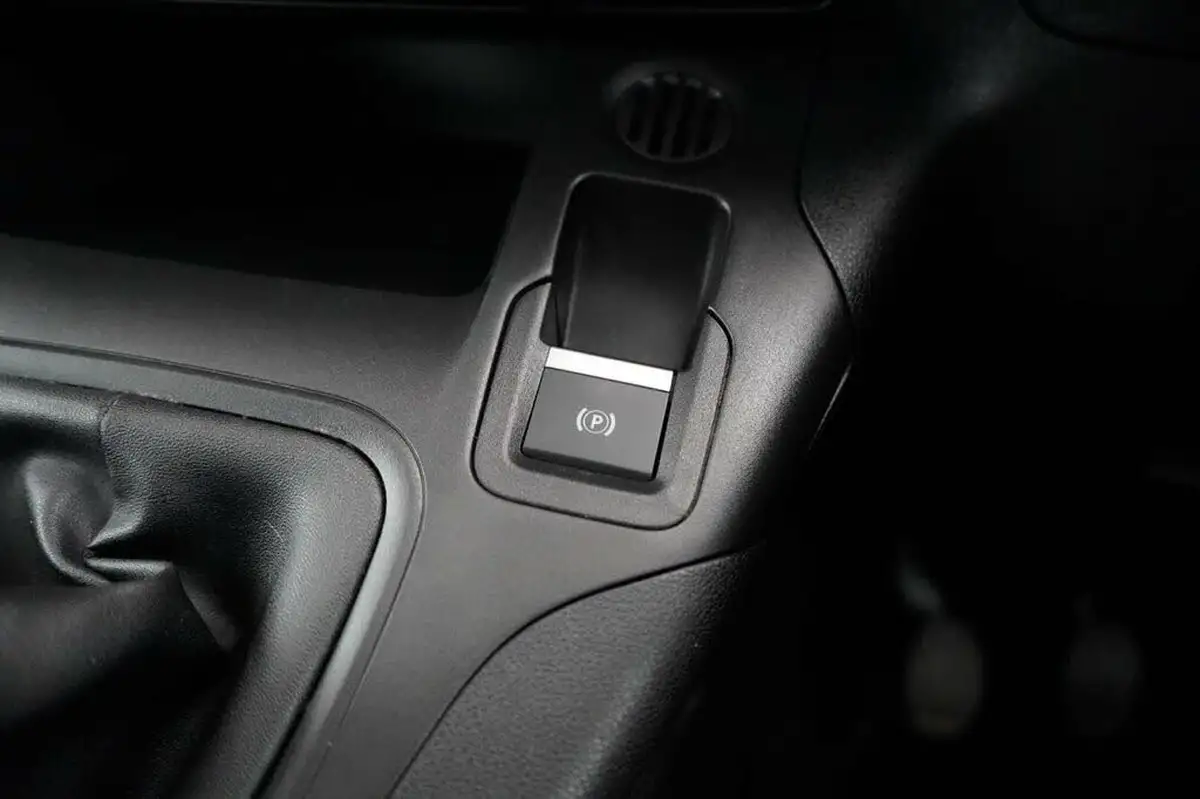 2021-vauxhall-combo-life-15-se-100ps-big-35