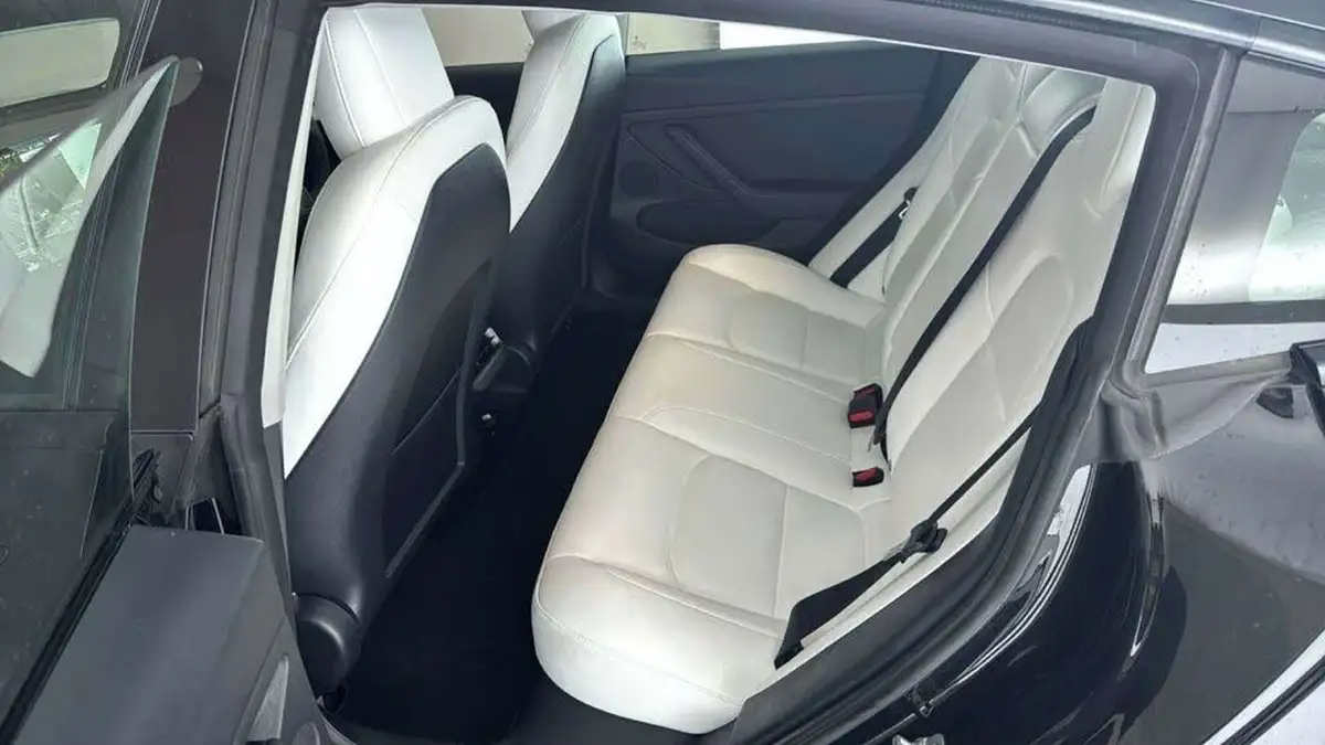 2021-tesla-model-3-e-performance-4x4-big-9