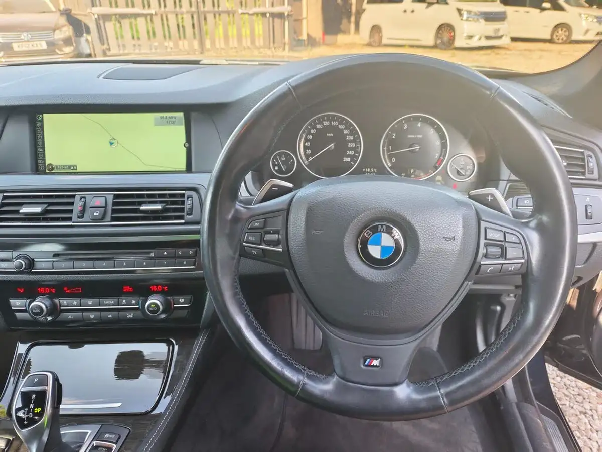2014-bmw-5-series-big-13