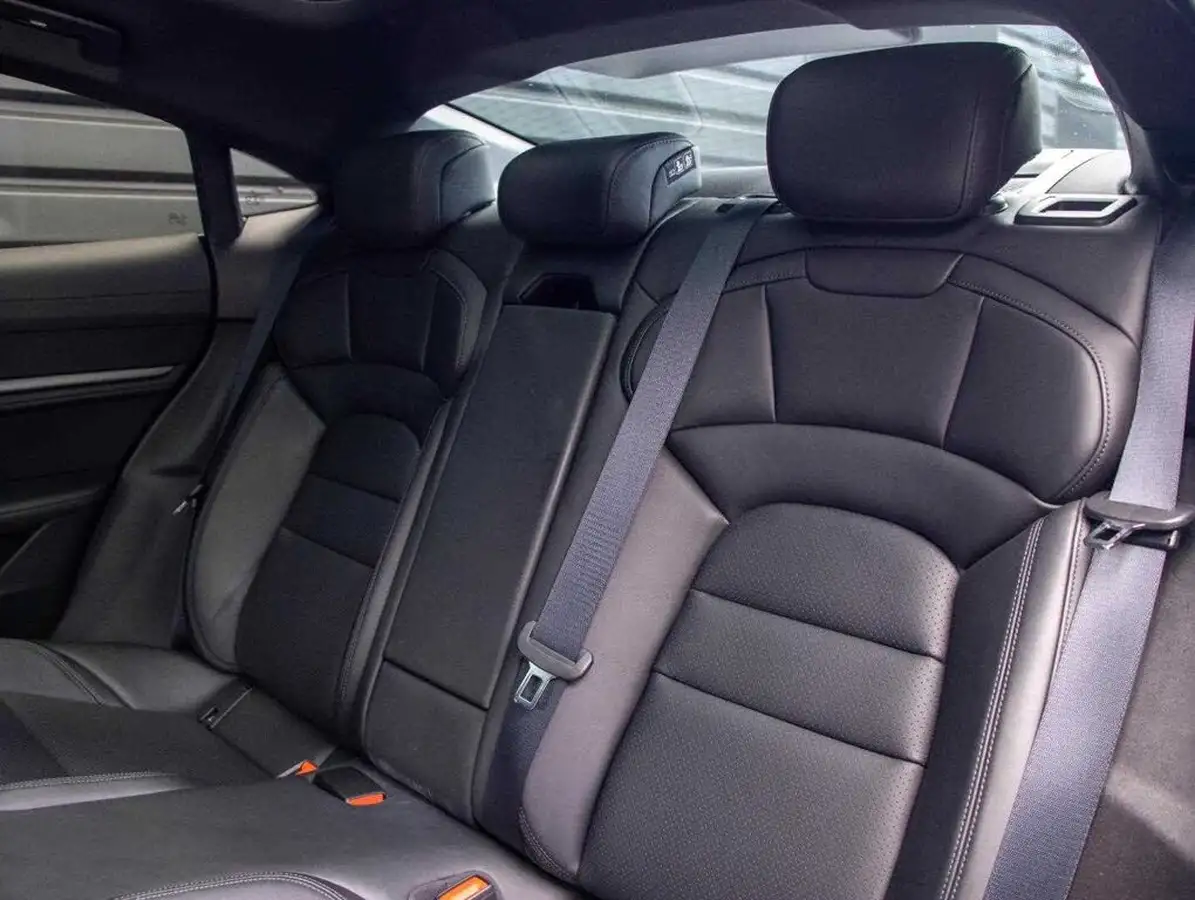 2022-porsche-taycan-e-4s-571ps-performance-battery-plus-big-29