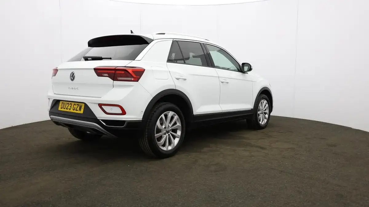 2023-volkswagen-t-roc-15-tsi-style-hatchback-5d-big-59