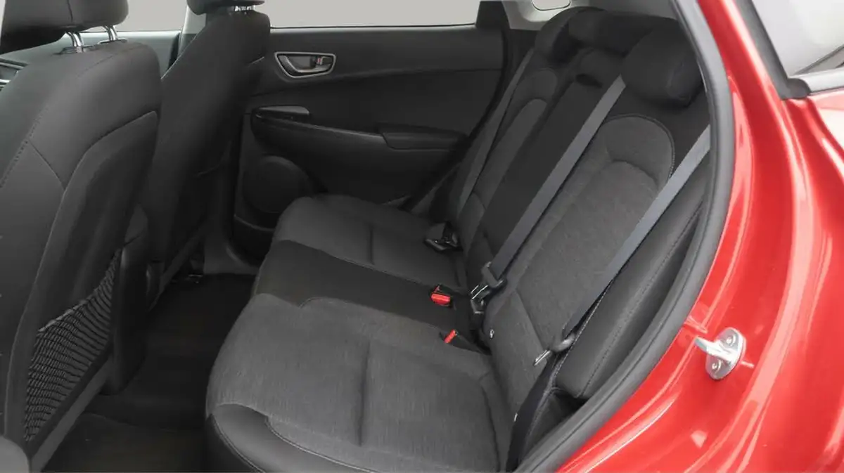 2021-hyundai-kona-e-premium-204ps-big-16