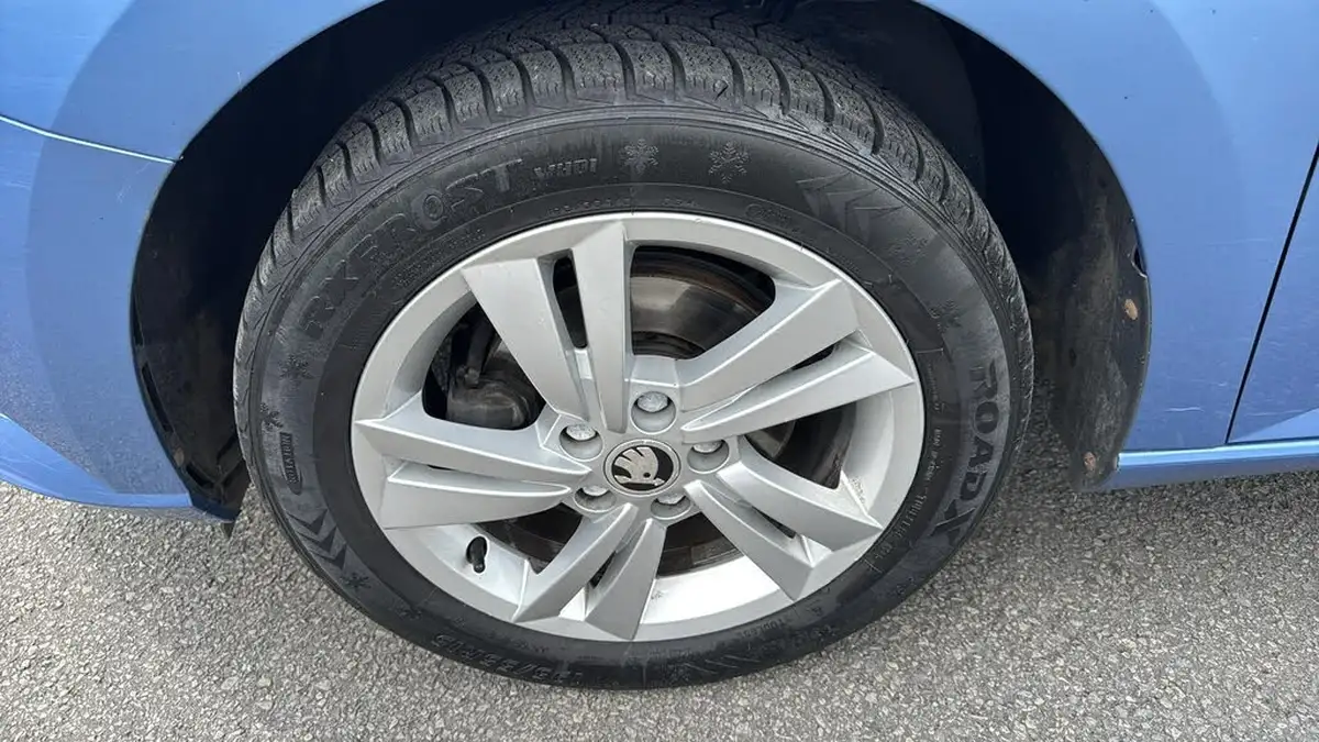 2019-skoda-fabia-10-mpi-se-75ps-estate-big-23