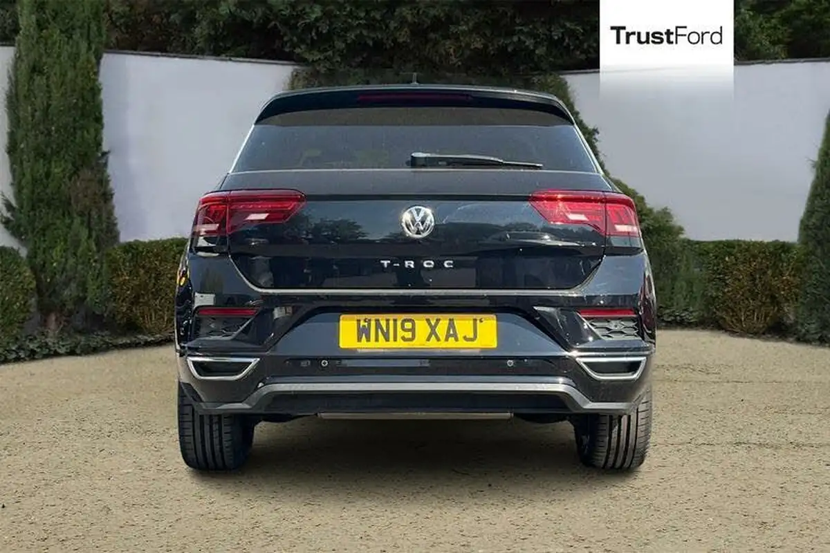 2019-volkswagen-t-roc-15-tsi-r-line-dsg-big-6