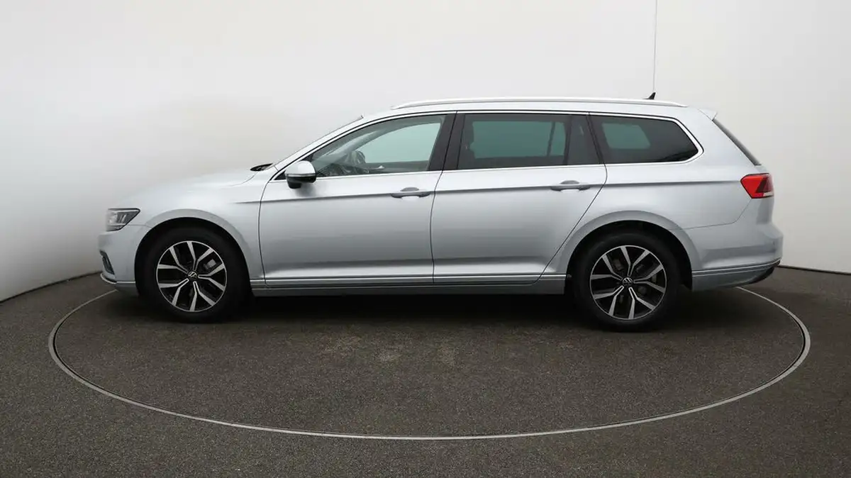 2022-volkswagen-passat-15-tsi-sel-estate-5d-dsg-big-64