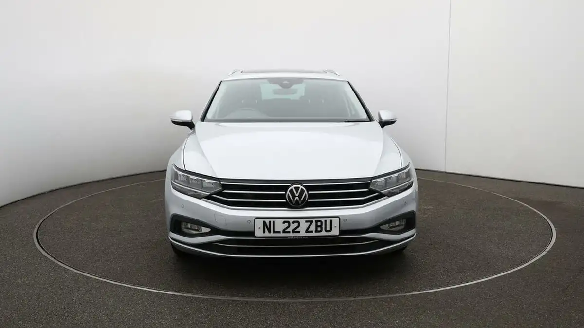 2022-volkswagen-passat-15-tsi-sel-estate-5d-dsg-big-40