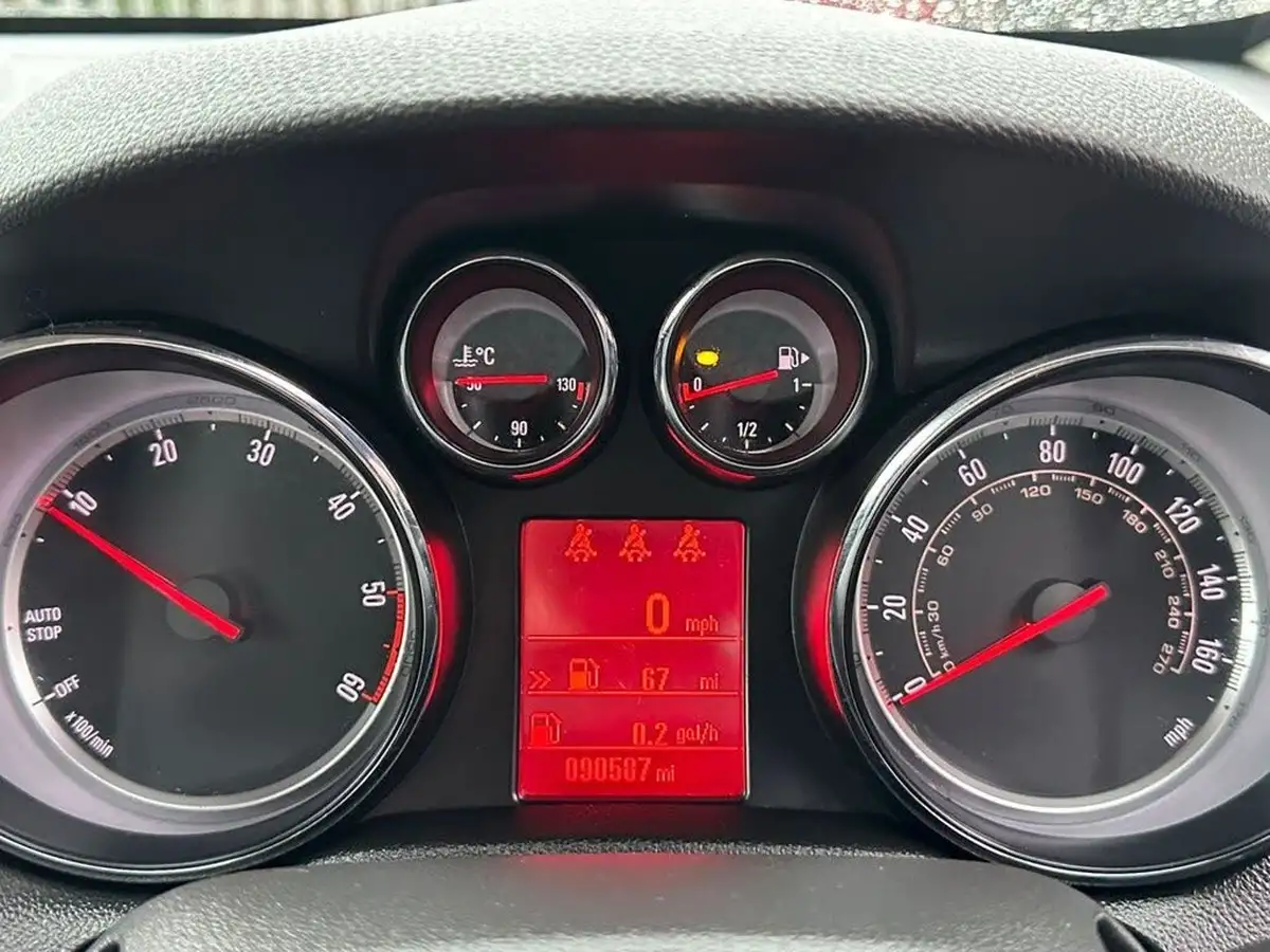 2014-vauxhall-mokka-17cdti-exclusiv-4x4-ss-big-34