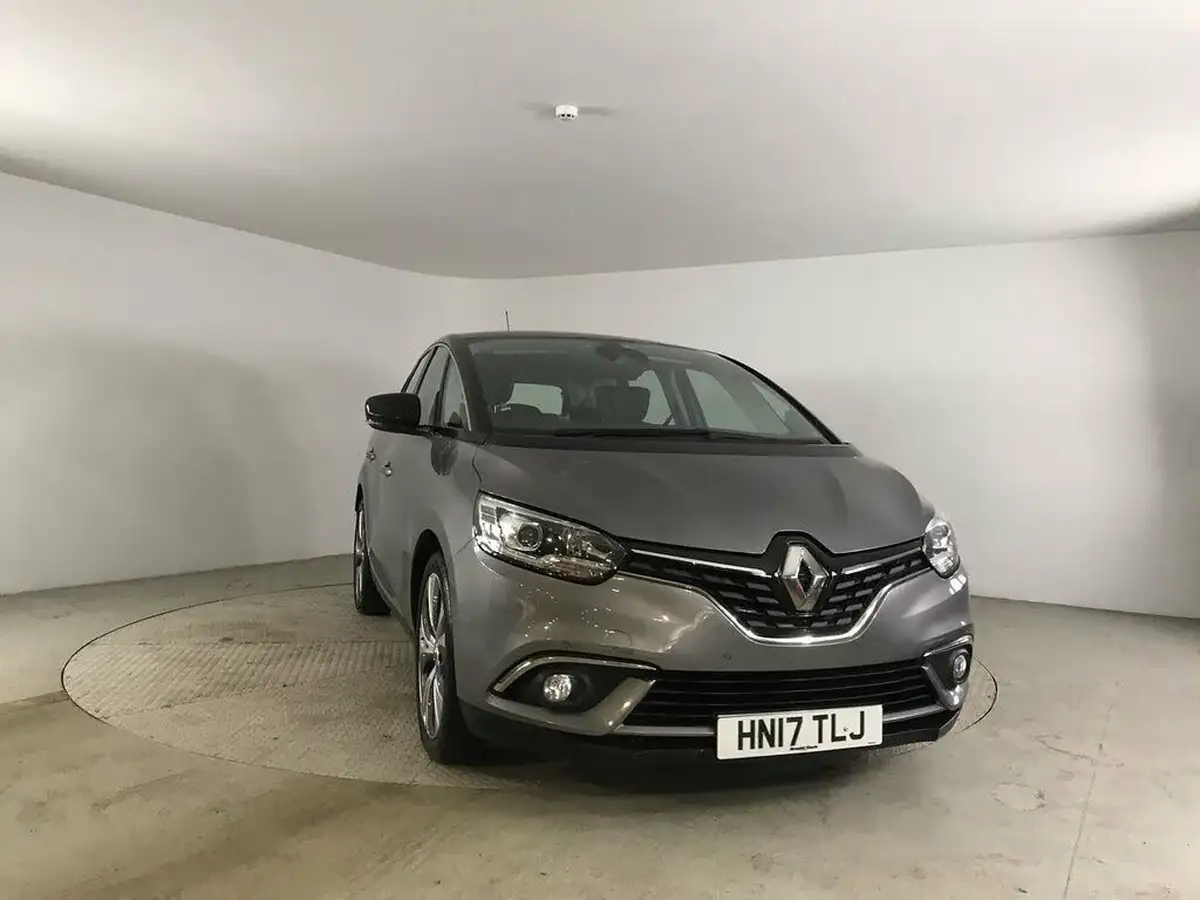 2017-renault-scenic-15dci-dynamique-nav-energy-ss-big-31