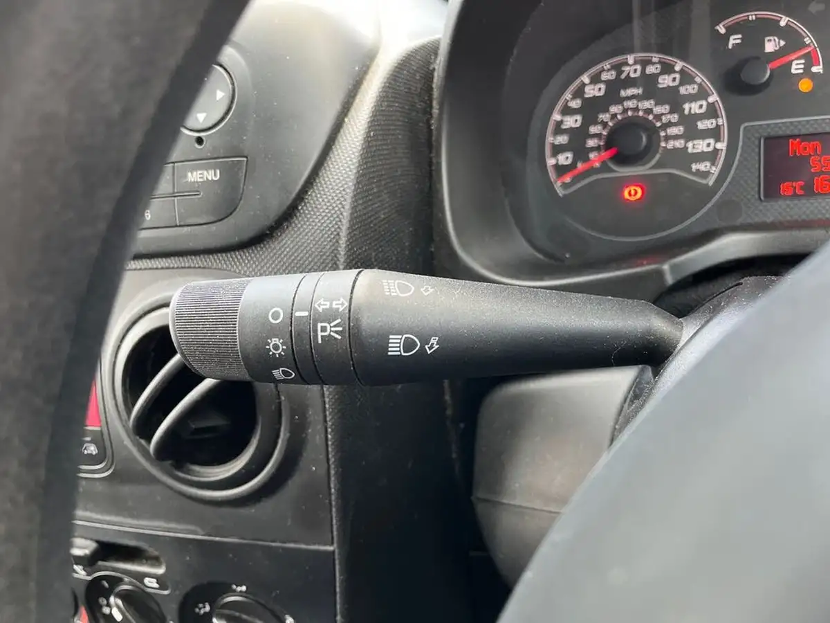 2020-fiat-fiorino-13td-cargo-tecnico-big-20
