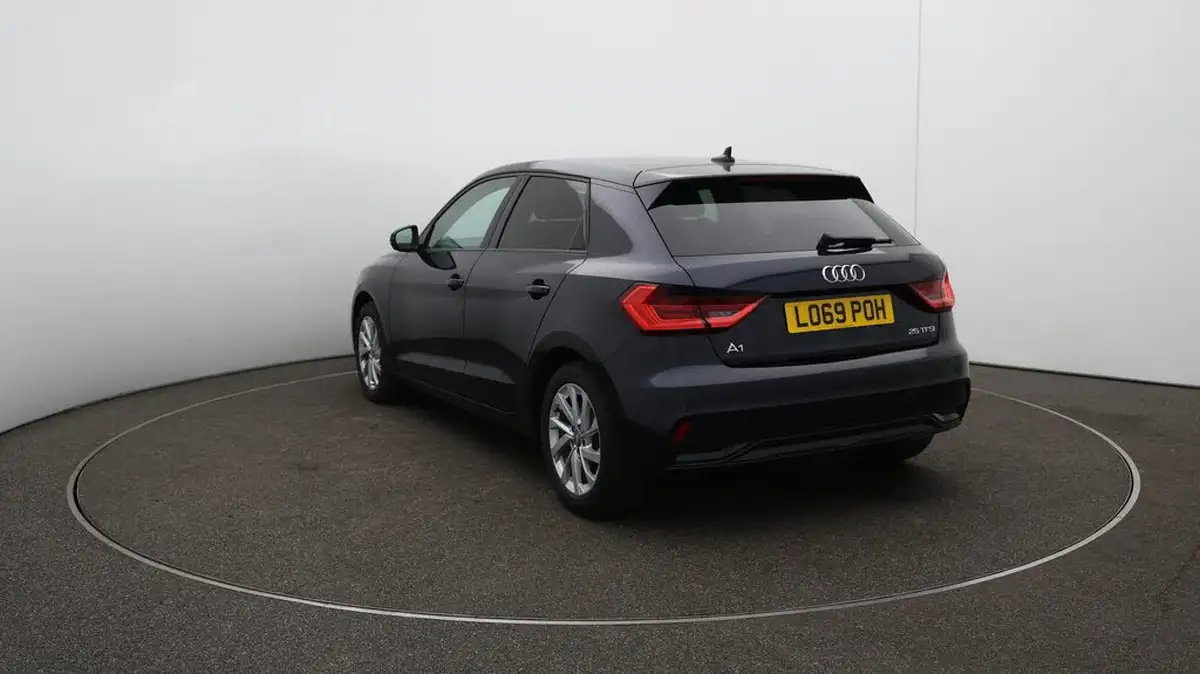 2019-audi-a1-10-25-tfsi-sport-s-tronic-big-61