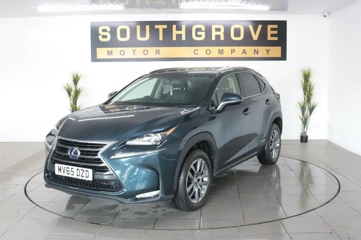 2015-lexus-nx-300h-25-luxury-197bhp-big-2