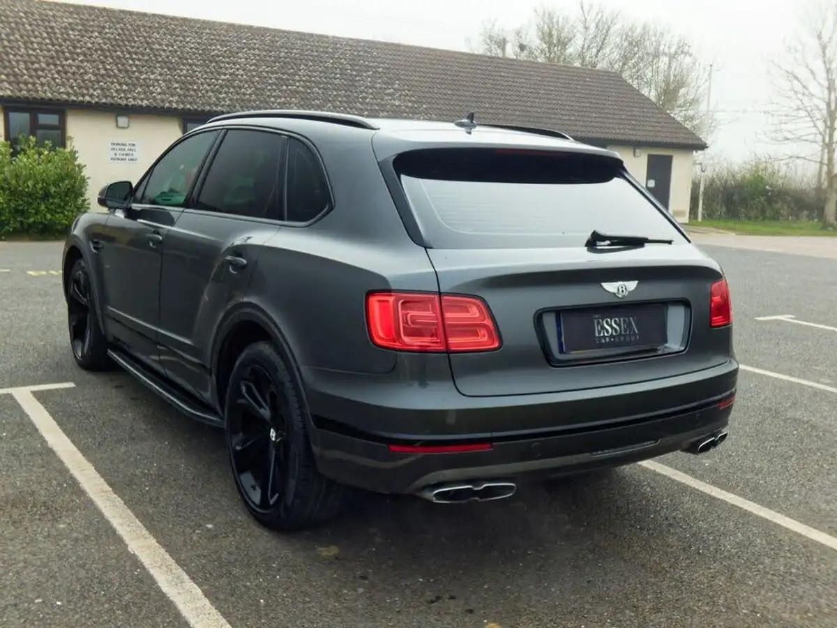2017-bentley-bentayga-40-diesel-big-18