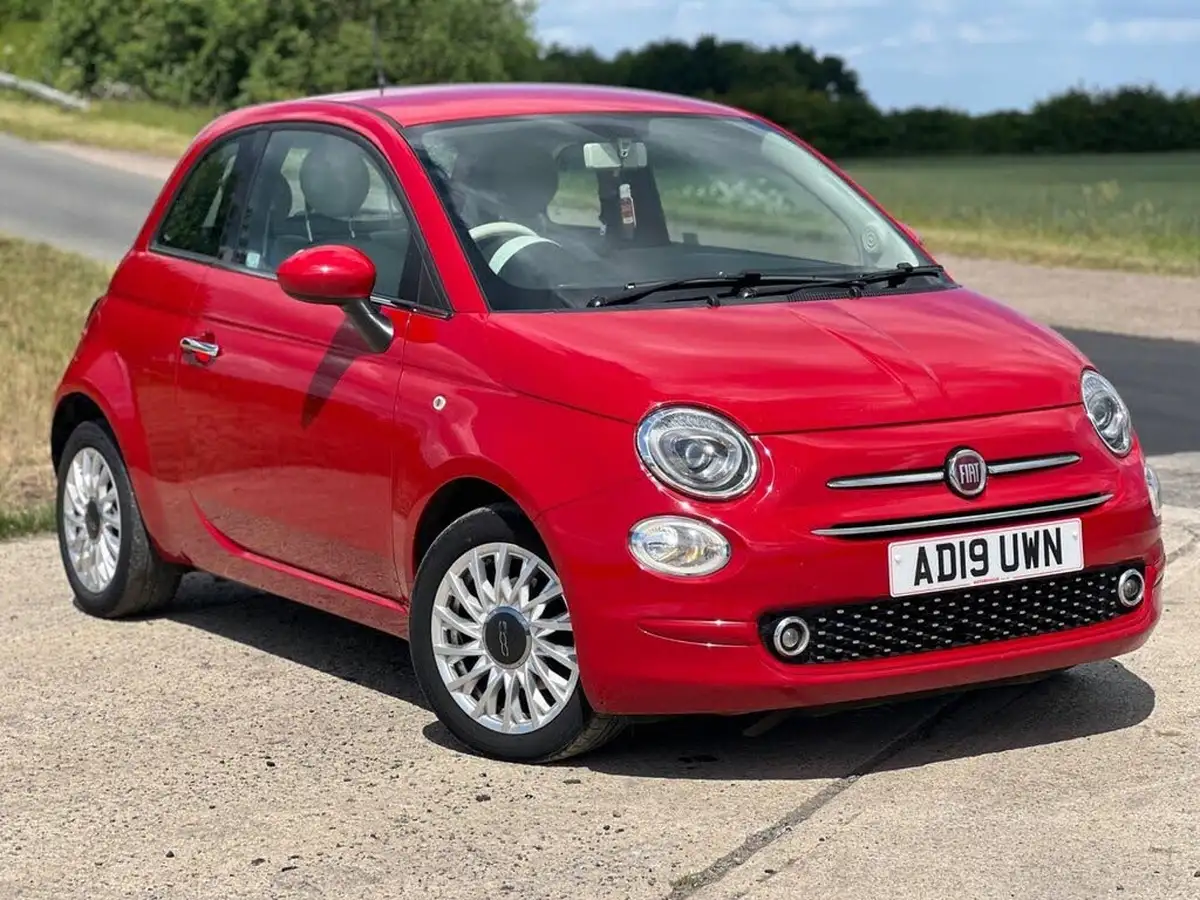 2019-fiat-500-12-lounge-big-0