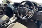 2021-kia-ceed-15-t-gdi-3-hatchback-dct-small-13