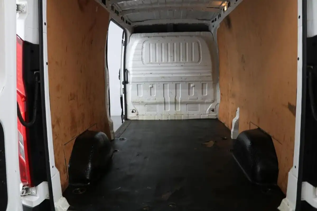 2022-maxus-deliver-9-20tdi-l3h2-big-11