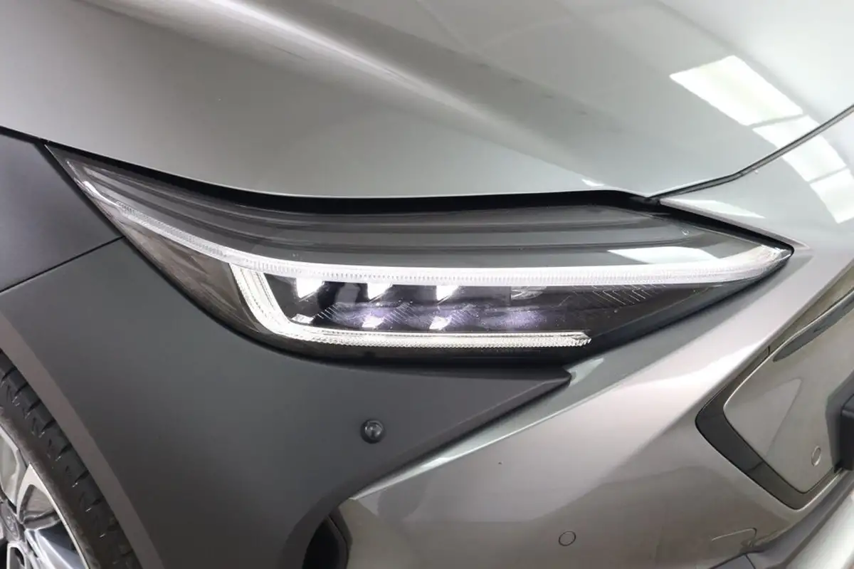 2023-subaru-solterra-e-touring-big-49