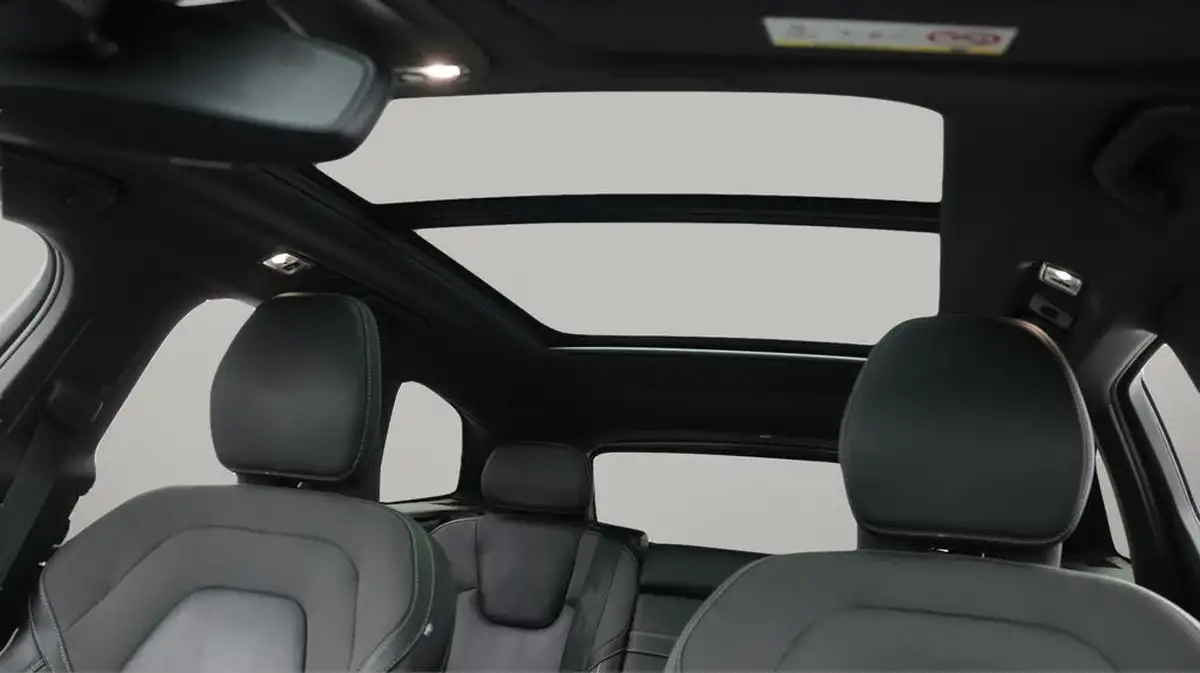 2020-volvo-xc60-20-t8-r-design-pro-big-25