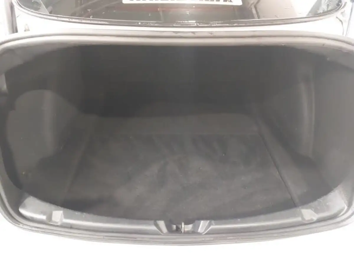 2021-tesla-model-3-e-long-range-awd-big-7