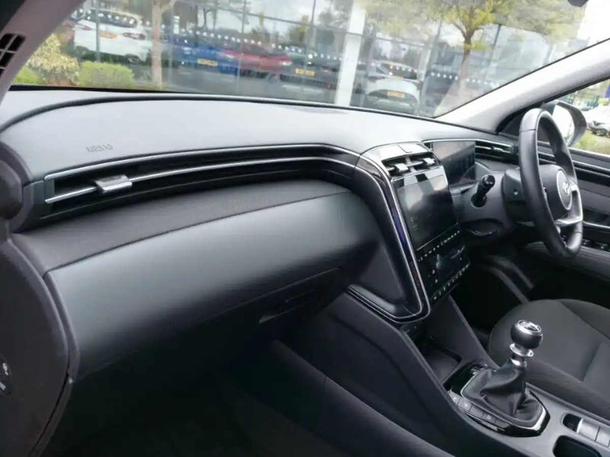 2022-hyundai-tucson-16-t-gdi-premium-150ps-big-4