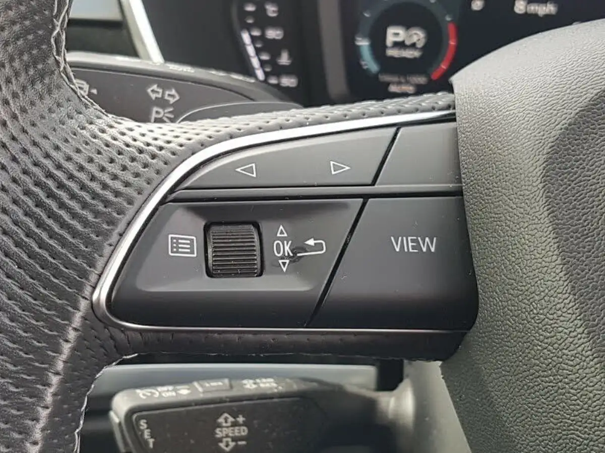 2022-audi-q3-20-40-tfsi-black-edition-station-wagon-big-15