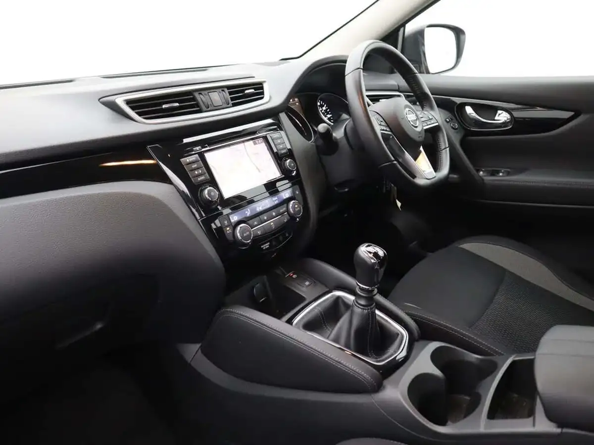 2019-nissan-qashqai-15dci-acenta-premium-heat-pack-big-12