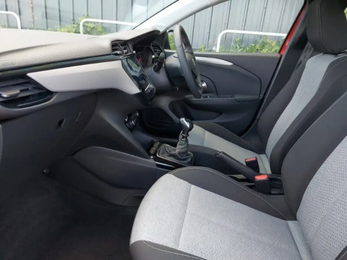 2024-vauxhall-corsa-12-turbo-design-big-4