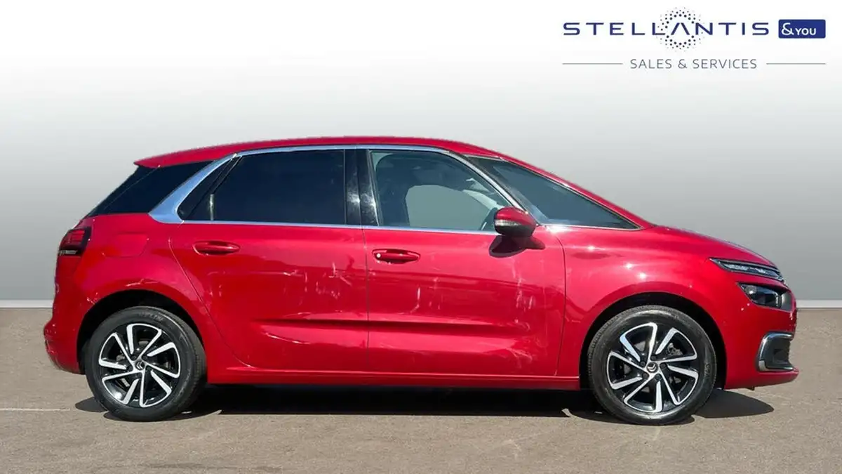 2019-citroen-c4-spacetourer-12-puretech-flair-big-1
