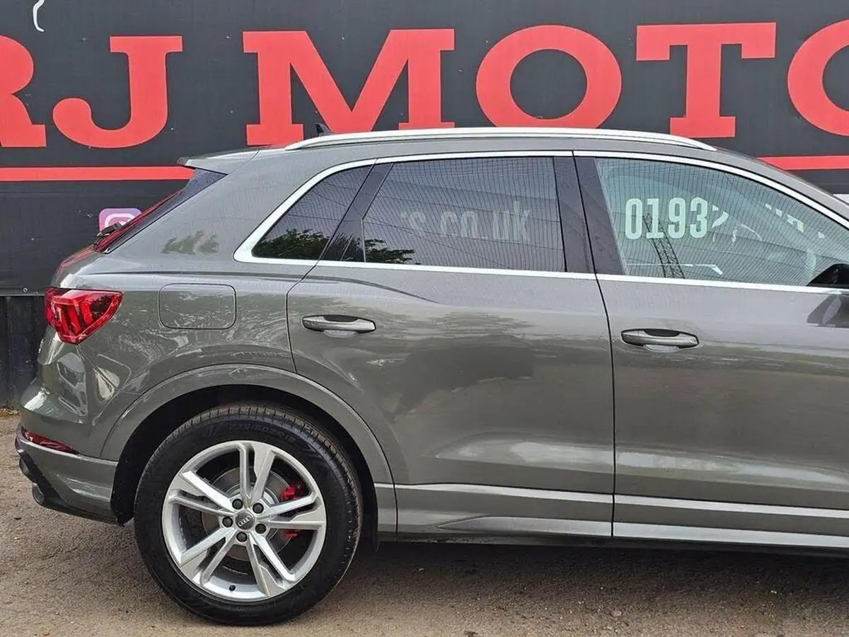 2019-audi-q3-20-40-tfsi-s-line-big-49