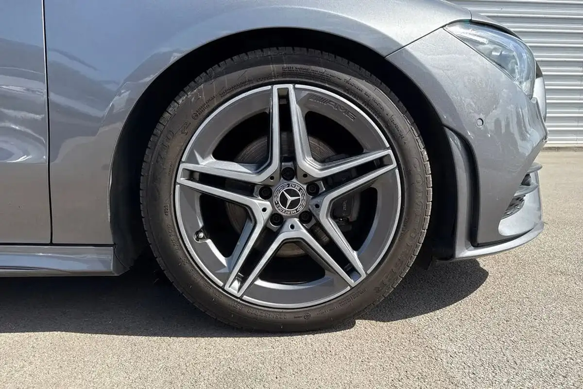 2021-mercedes-benz-cla-13-cla-180-amg-line-premium-plus-shooting-brake-5d-big-9