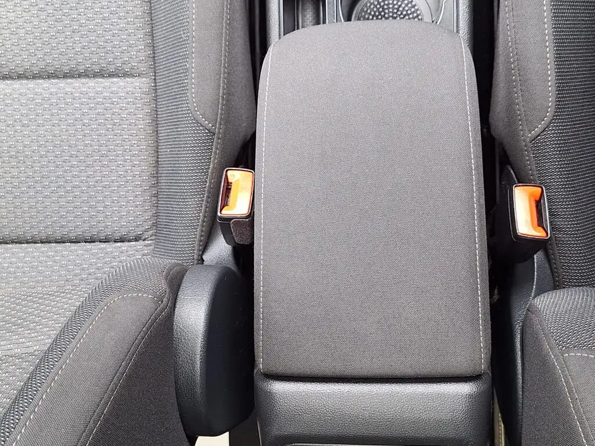 2018-volkswagen-touran-16tdi-se-family-big-32