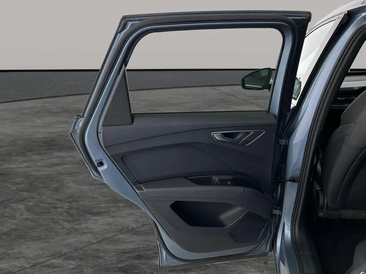 2021-audi-q4-e-tron-35e-s-line-station-wagon-big-25