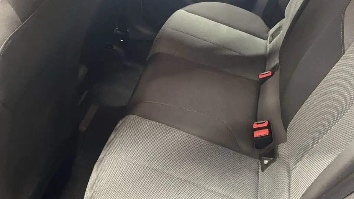 2020-audi-q2-16-30-tdi-technik-big-17
