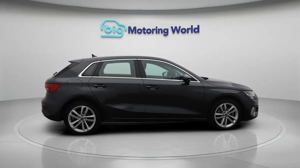 2021-audi-a3-14-40-tfsi-e-sport-big-8