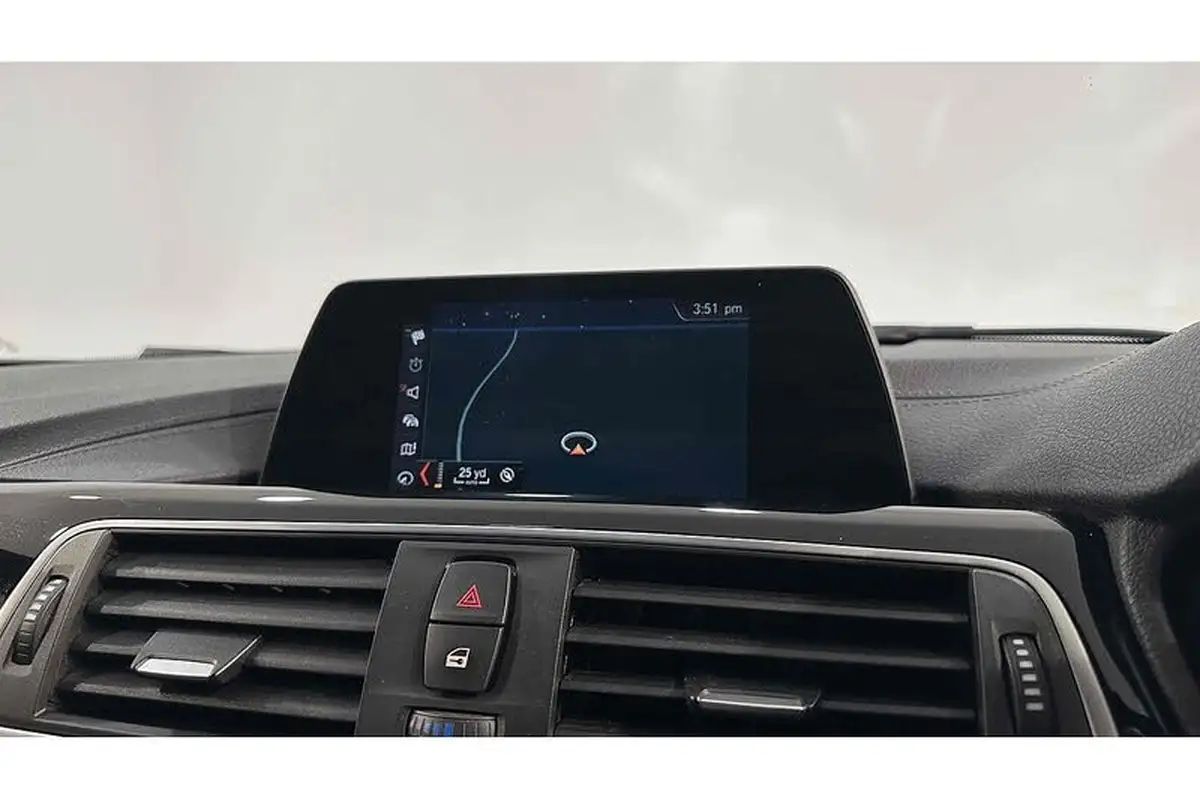2018-bmw-3-series-20-320i-sport-saloon-4d-auto-big-34