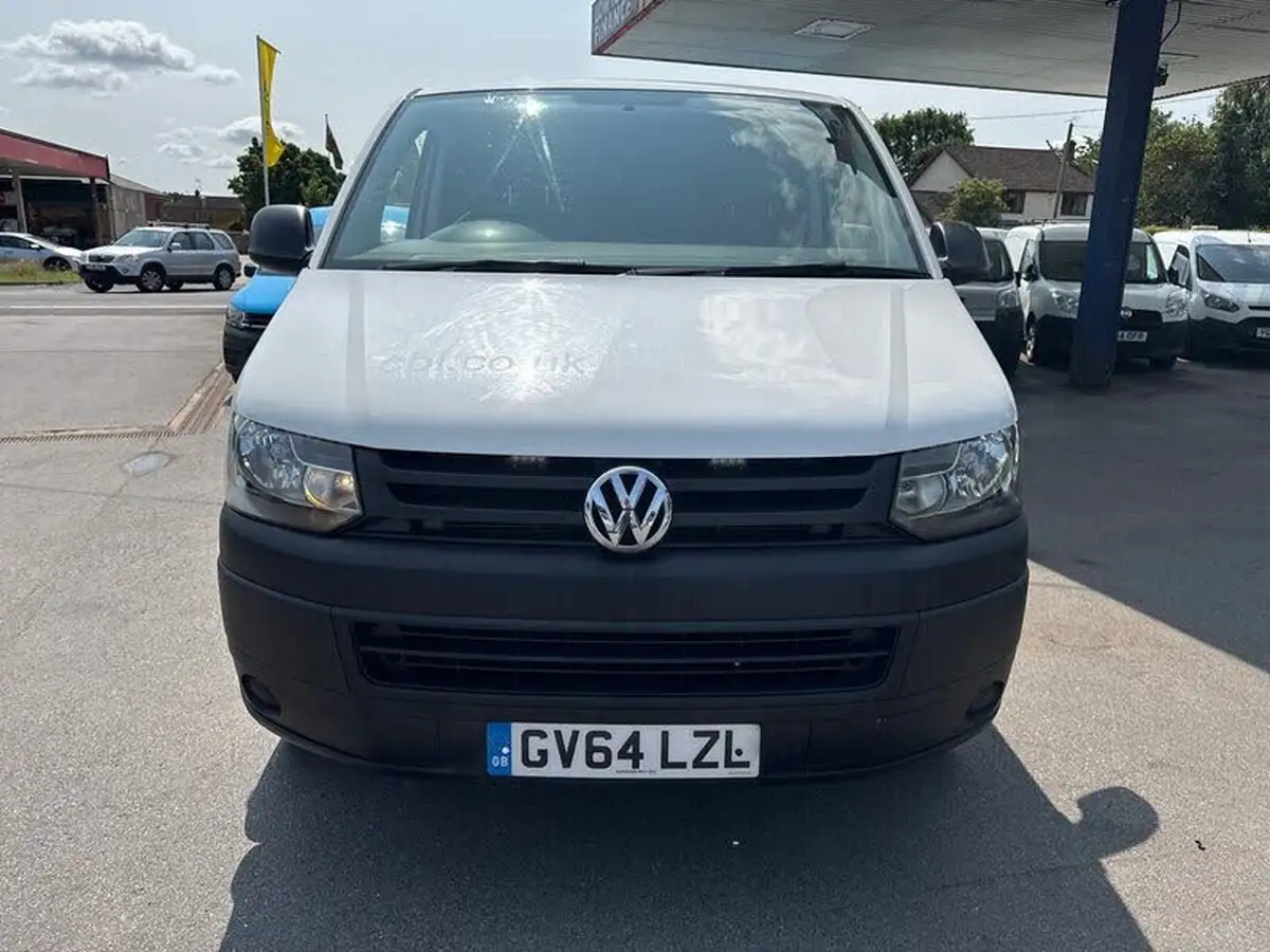 2015-volkswagen-transporter-20tdi-t32-startline-140ps-swb-panel-van-big-4