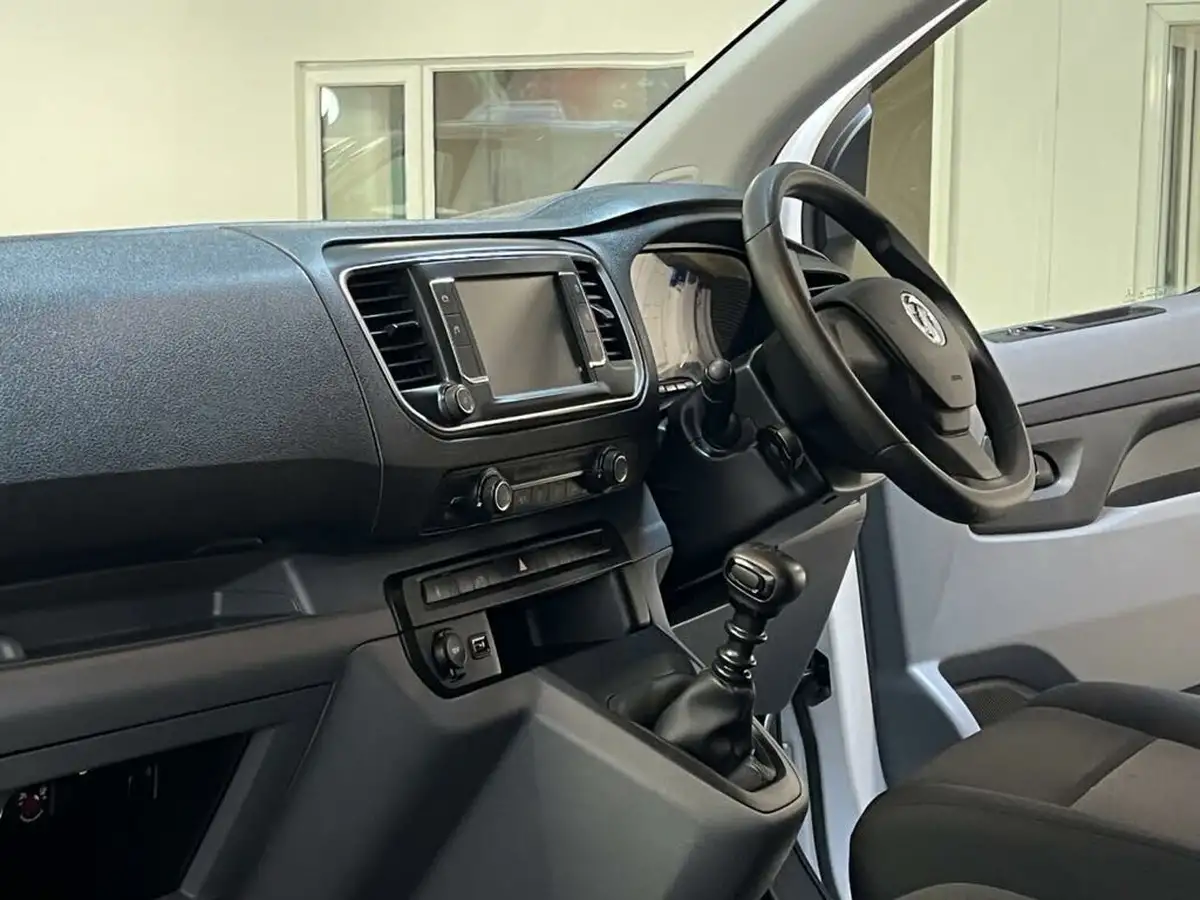 2022-vauxhall-vivaro-15td-2900-l2h1-sportive-big-15