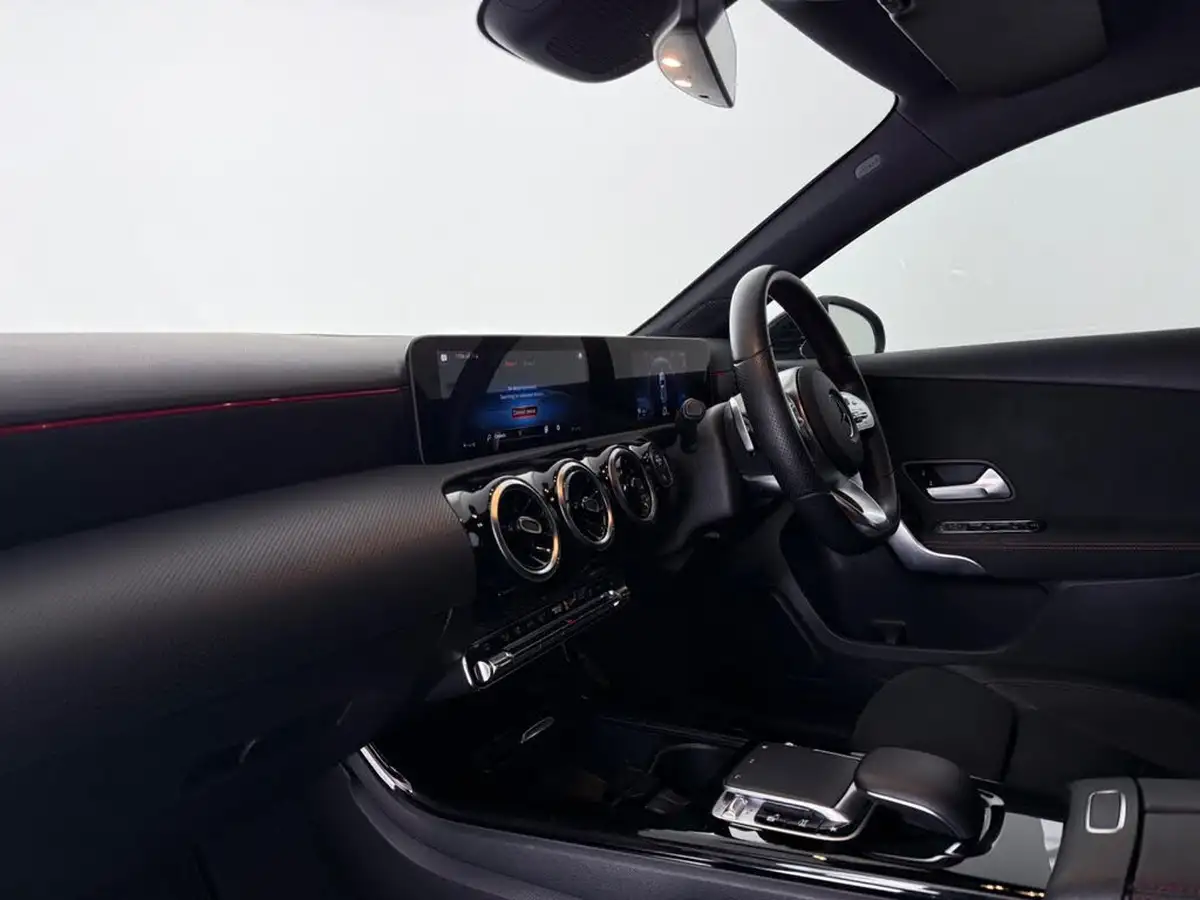2019-mercedes-benz-a-class-15d-a180d-amg-line-executive-hatchback-5d-7g-dct-big-12