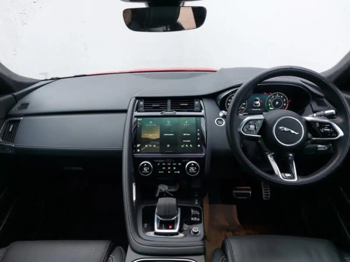 2022-jaguar-e-pace-15-p300e-r-dynamic-hse-big-2