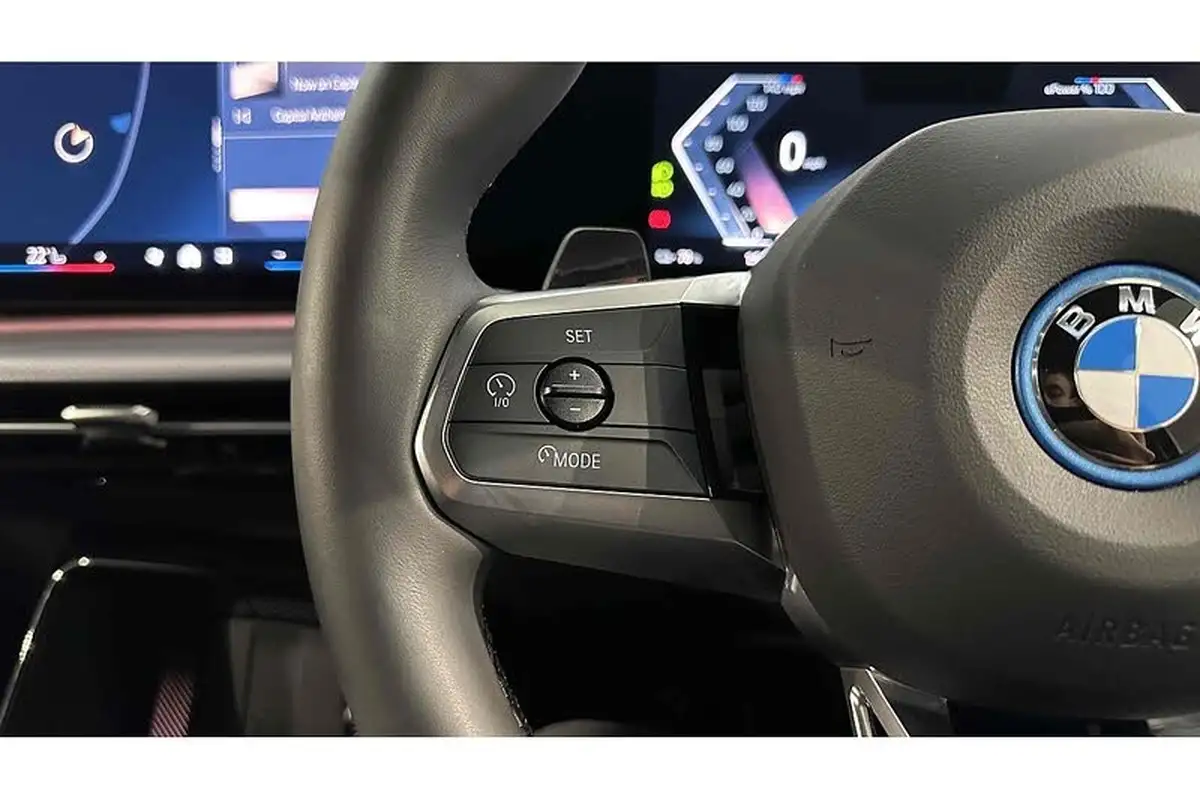 2024-bmw-ix1-e-edrive20-m-sport-big-40