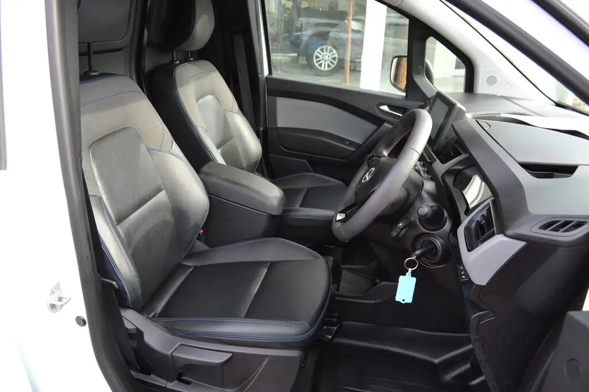 2023-nissan-townstar-13-tce-l1-acenta-big-18
