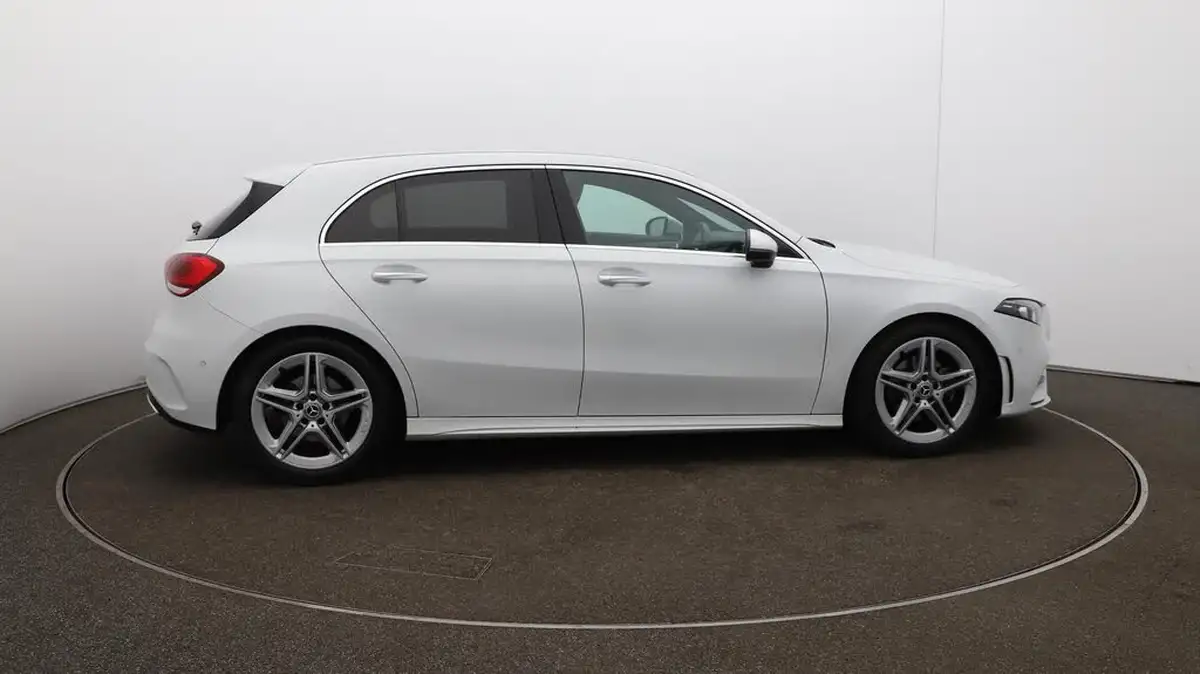 2019-mercedes-benz-a-class-13-a200-amg-line-premium-hatchback-5d-big-41