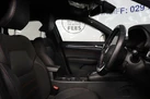 2022-renault-arkana-16-rs-line-small-22