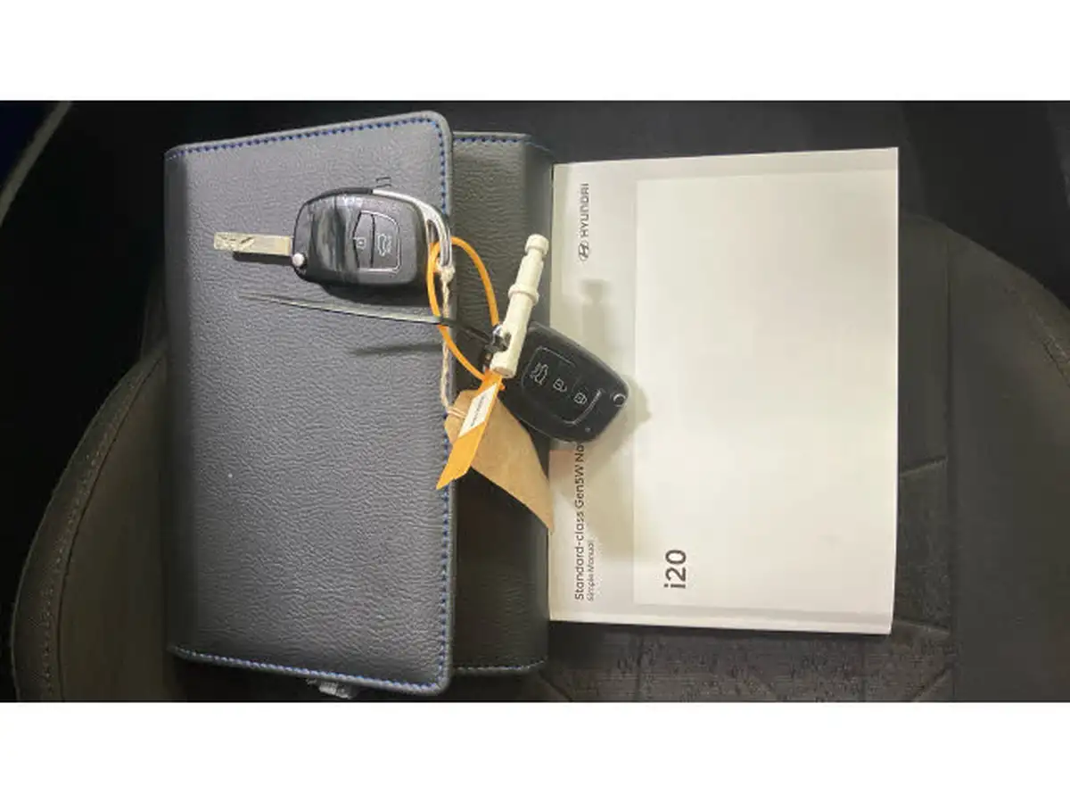 2022-hyundai-bayon-10-t-gdi-premium-100ps-dct-big-18