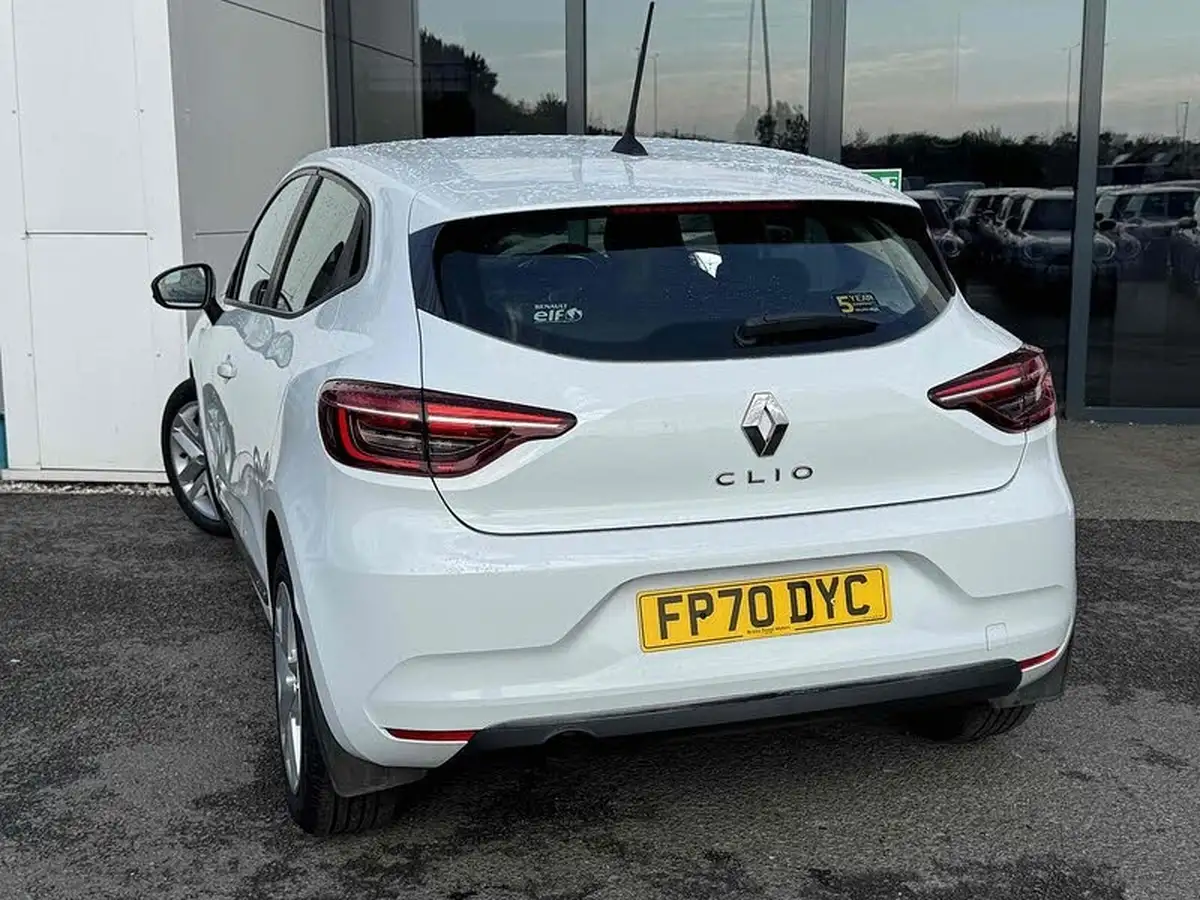2020-renault-clio-10-sce-play-75bhp-big-2