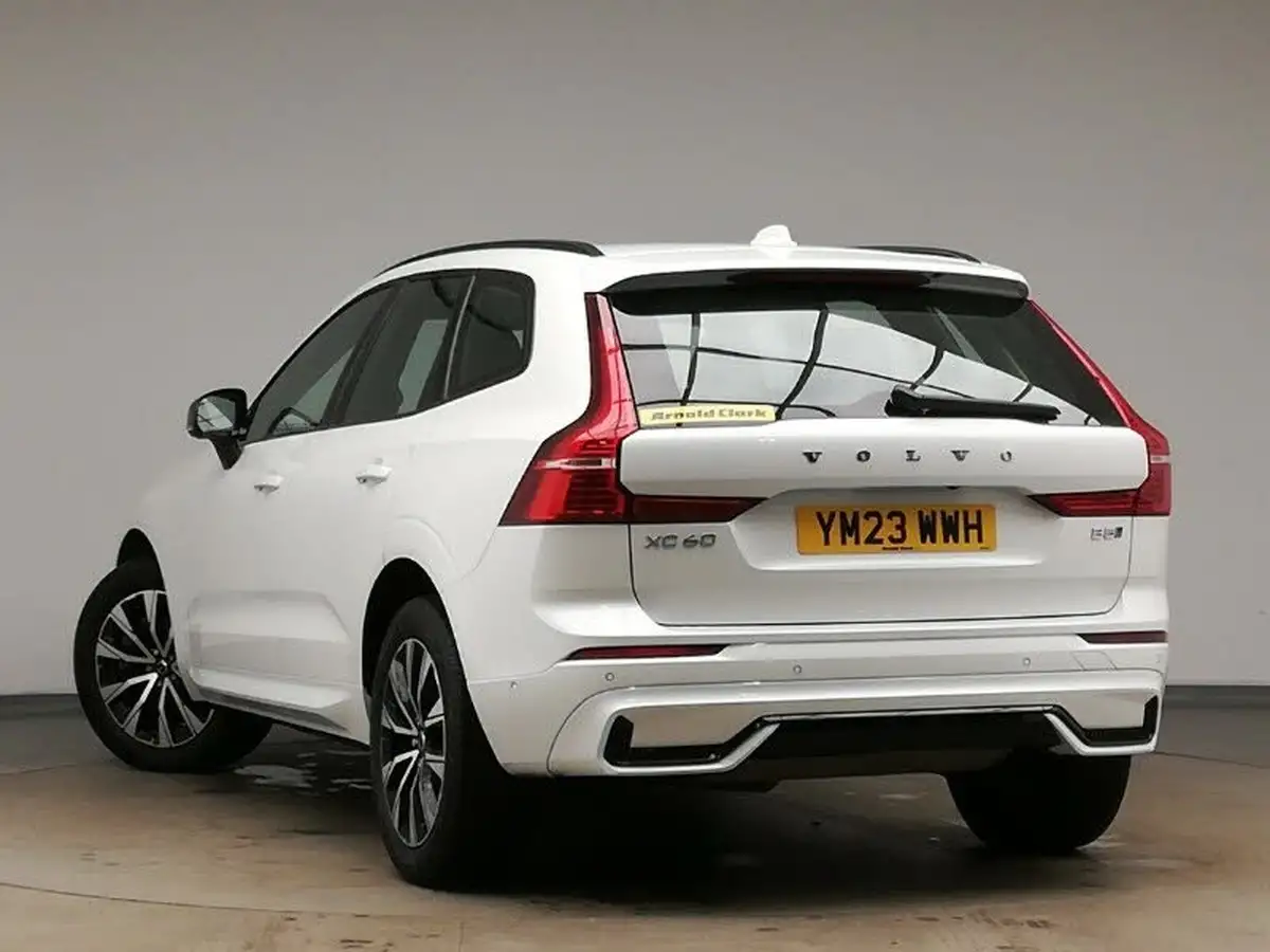 2023-volvo-xc60-20-b5-plus-big-1