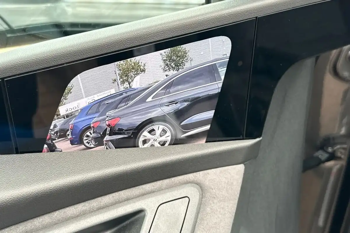 2025-audi-a6-e-tron-e-launch-edition-big-44